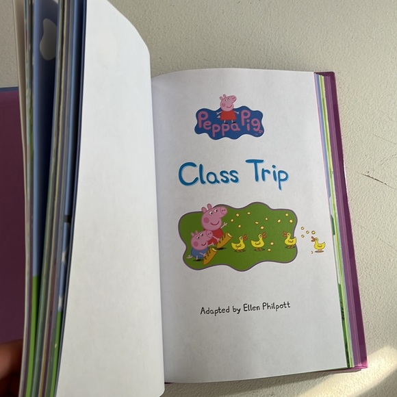 Peppa Pig Treasury Hardcover Book - Picture 5 of 9